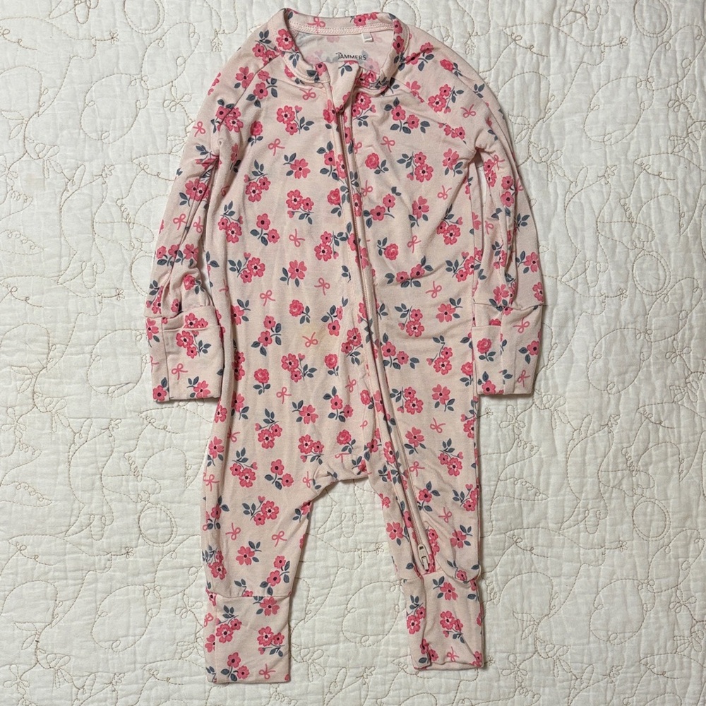 In My Jammers Pink Floral and Bows Bamboo Zippy
